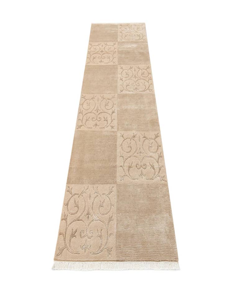 Detail image of  3' 4 x 9' 10 Darya Runner Rug