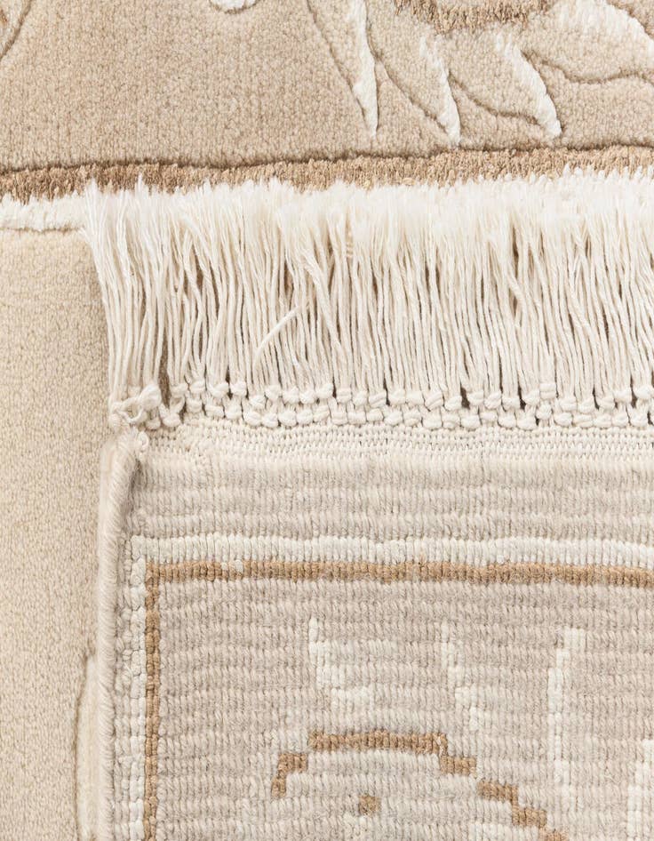 Detail image of  2' 7 x 9' 8 Darya Runner Rug