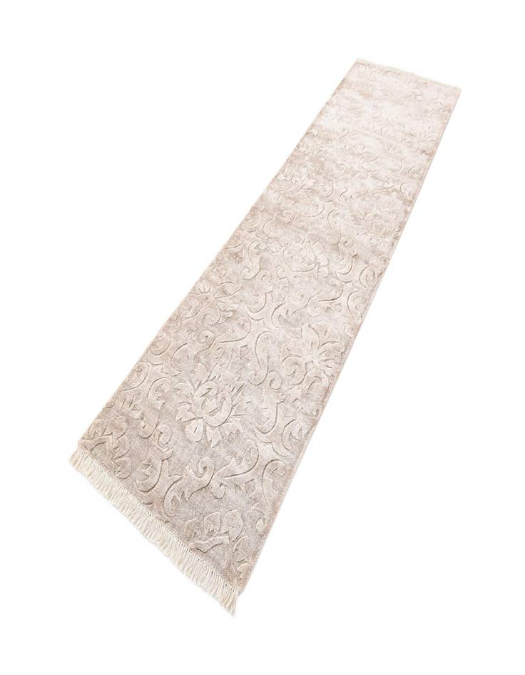 Detail image of  2' 7 x 9' 11 Darya Runner Rug