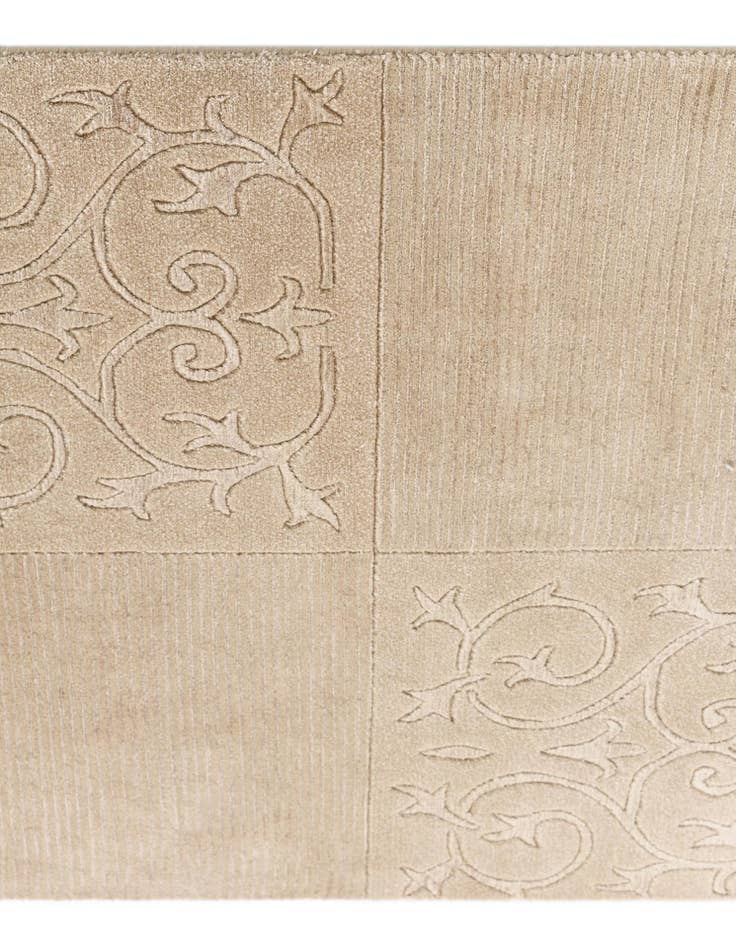 Detail image of  2' 7 x 13' Darya Runner Rug