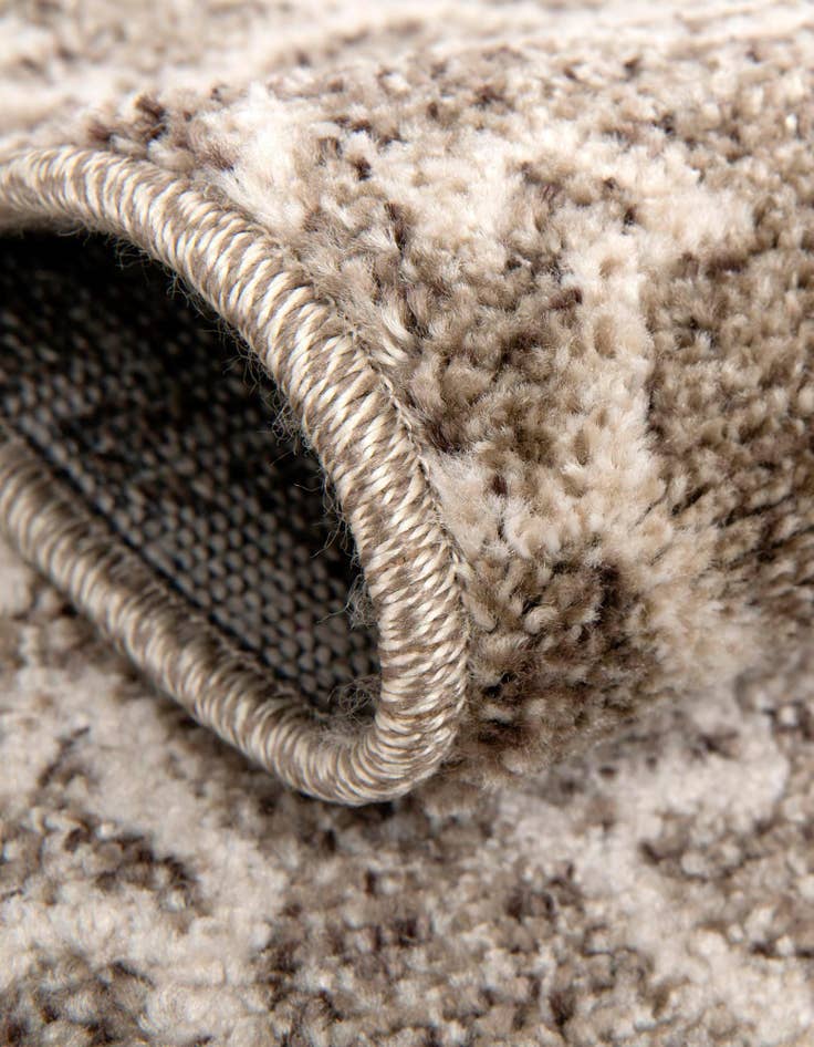 Detail image of 2' 7 x 10' Diana Runner Rug