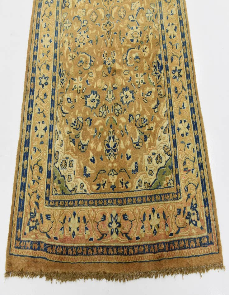 Detail image of  4' 11 x 10'  Hand Knotted Farahan Persian Wool Runner Rug