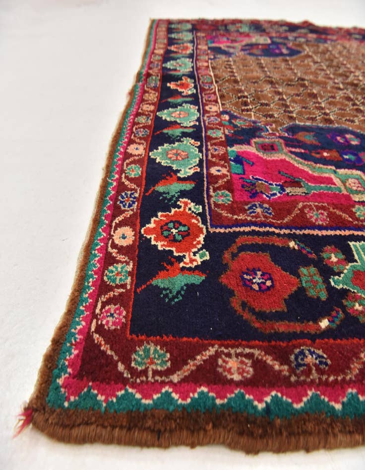 Detail image of  5' 2 x 9' 10  Hand Knotted Koliaei Persian Wool Runner Rug