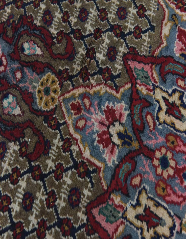 Detail image of  5' x 9' 6  Hand Knotted Songhor Persian Wool Runner Rug