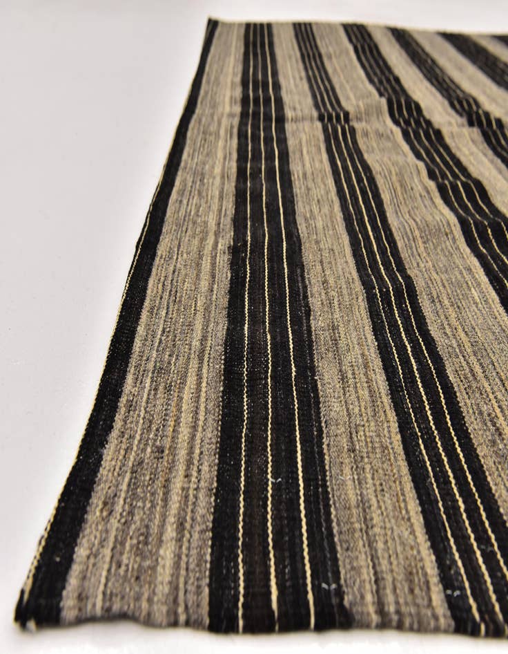 Detail image of  6' x 7' 2  Hand Woven Kilim Modern Wool Square Rug