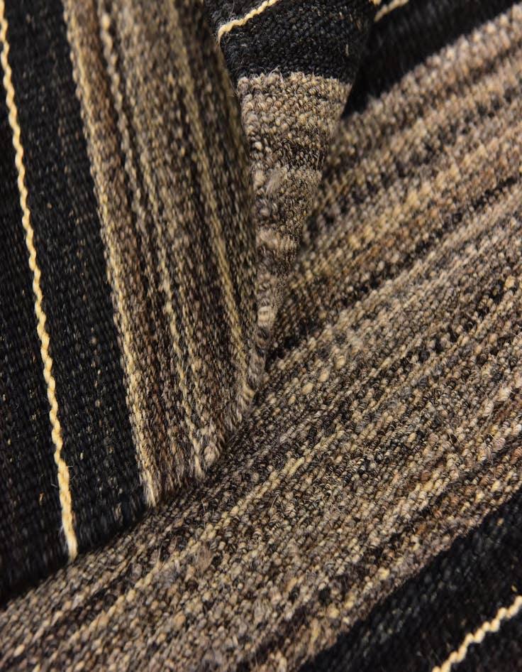 Detail image of  6' 2 x 7' 4  Hand Woven Kilim Modern Wool Square Rug