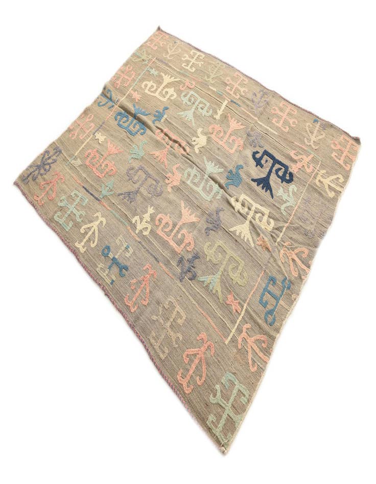 Detail image of  5' x 5' 10  Hand Woven Kilim Suzani Wool Square Rug