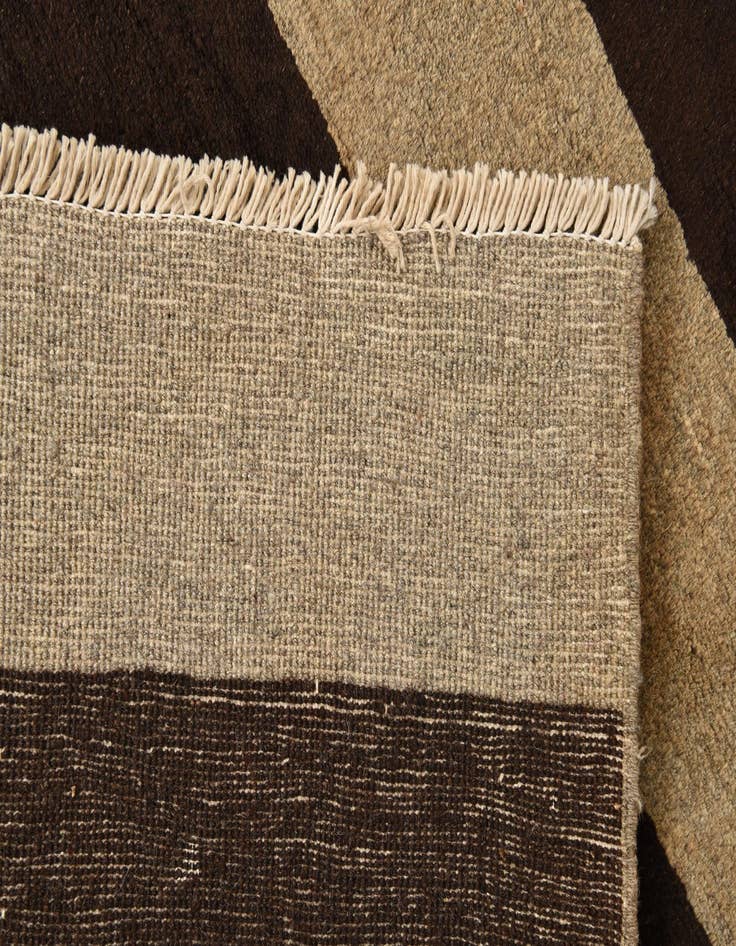 Detail image of  6' x 6' 9  Hand Knotted Modern Ziegler Square Rug