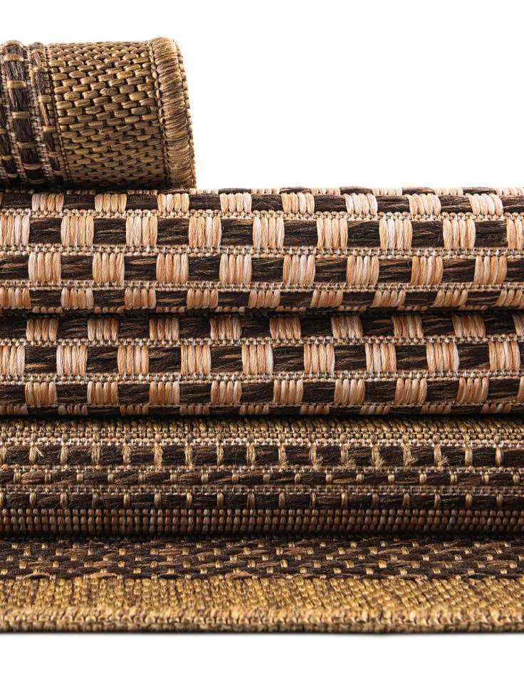 Detail image of  6' x 6'  Washable Border Indoor / Outdoor Square Rug