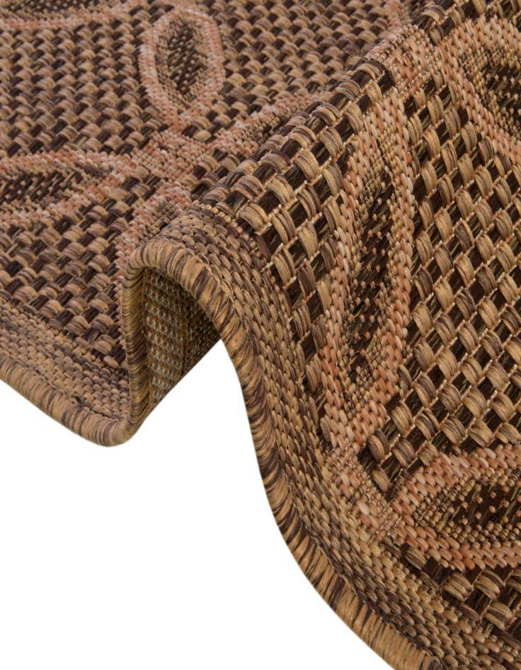 Detail image of  6' x 6'  Washable Lattice Indoor / Outdoor Square Rug