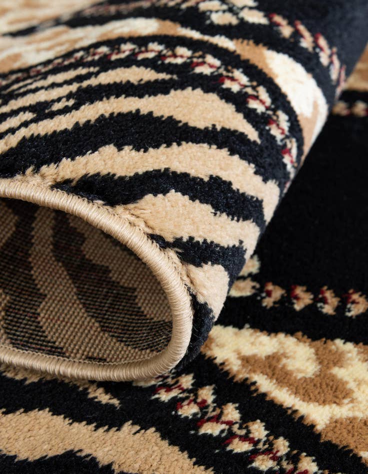 Detail image of  6' x 6' Savannah Square Rug