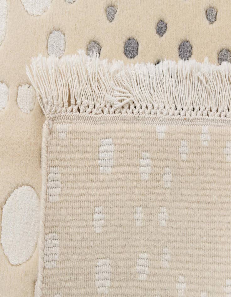 Detail image of  8' 2 x 11' 6  Hand Knotted Darya Wool Rug