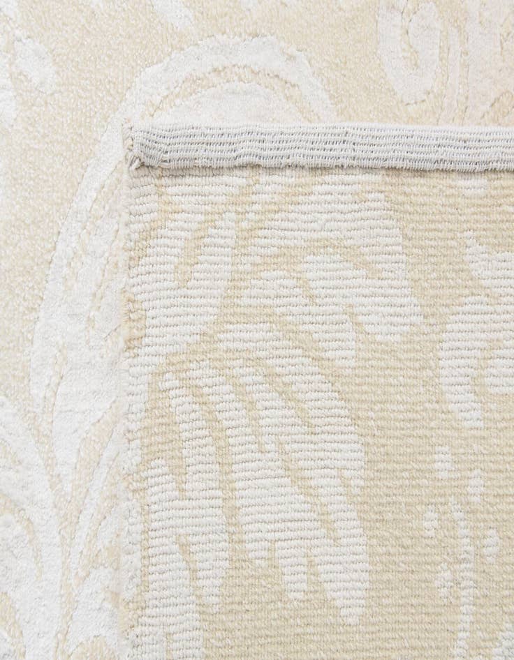 Detail image of  5' 11 x 7' 10  Hand Knotted Darya Wool Rug