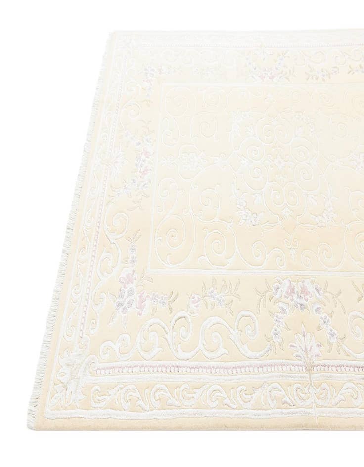 Detail image of  6' 2 x 8'  Hand Knotted Darya Wool Rug