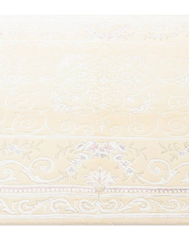 Detail image of  6' 2 x 8'  Hand Knotted Darya Wool Rug