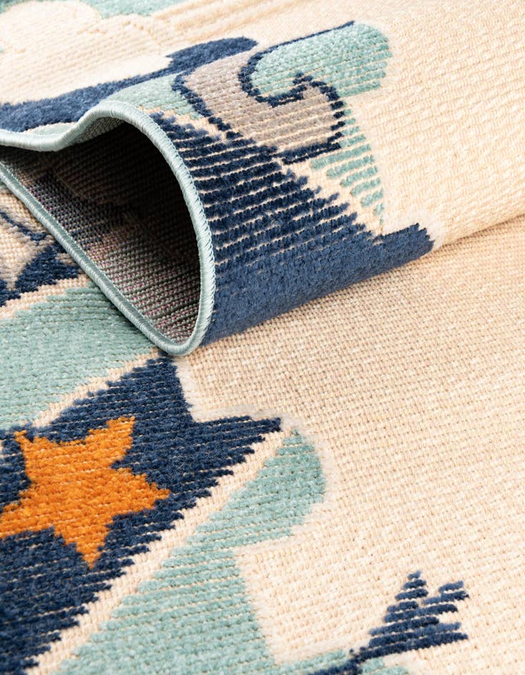 Detail image of  5' 3 x 7' 7  Washable  Indoor / Outdoor Rug