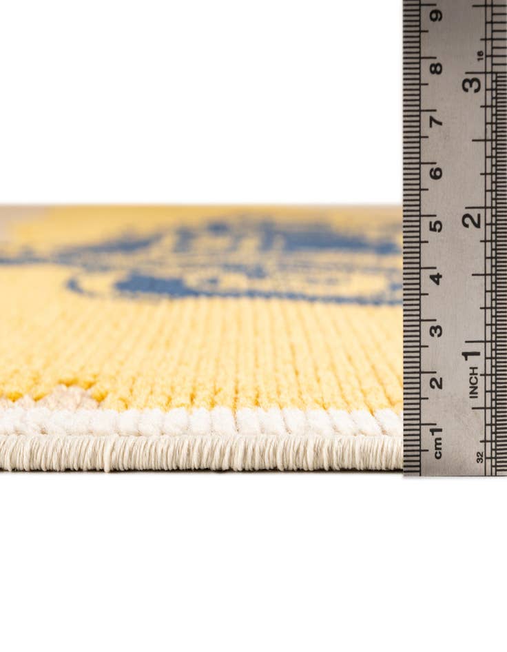 Detail image of  5' 3 x 7' 7  Washable  Indoor / Outdoor Rug