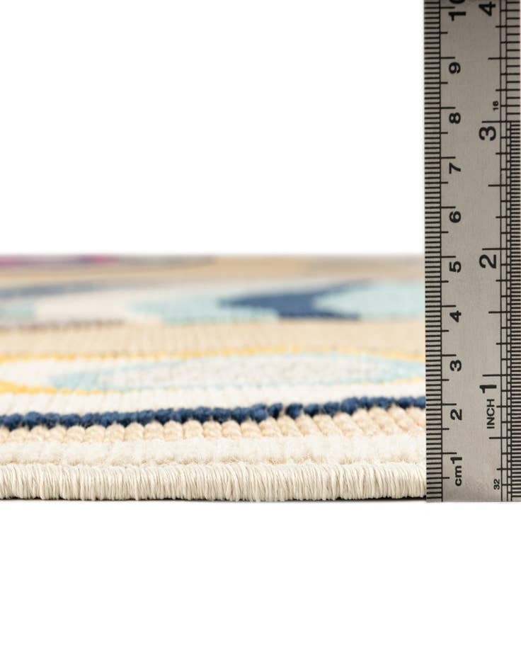 Detail image of  5' 3 x 7' 7  Washable  Indoor / Outdoor Rug