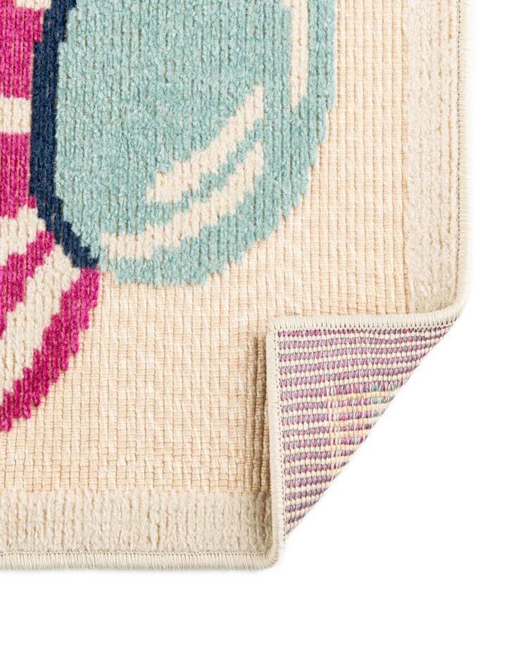 Detail image of  5' 3 x 7' 7  Washable  Indoor / Outdoor Rug