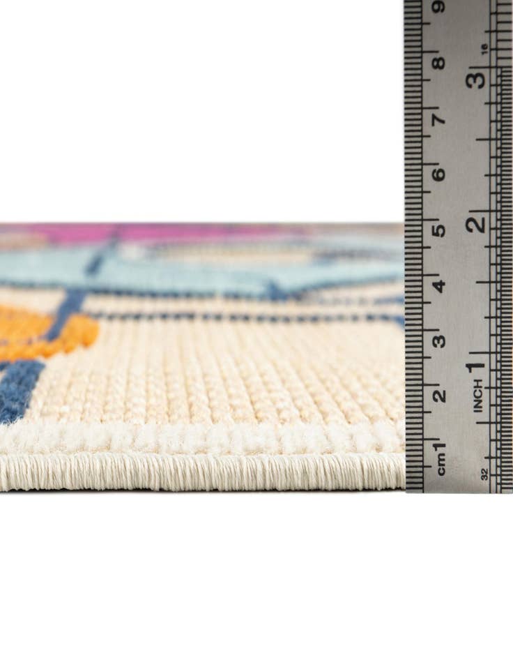 Detail image of  5' 3 x 7' 7  Washable  Indoor / Outdoor Rug