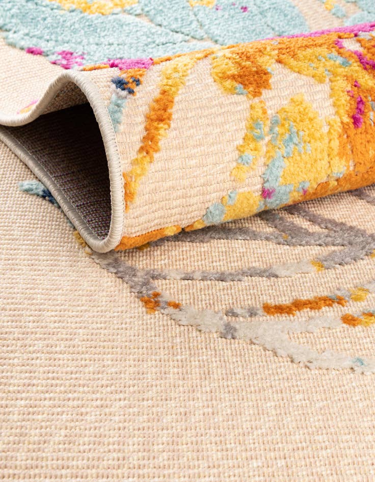 Detail image of  5' 3 x 7' 7  Washable  Indoor / Outdoor Rug