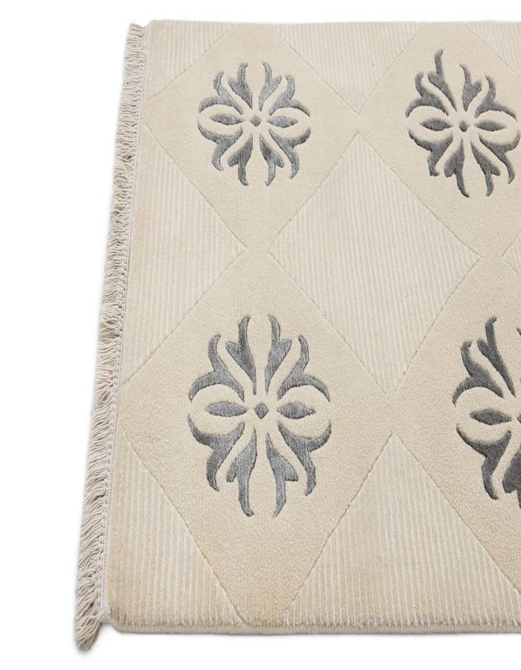 Detail image of  2' 7 x 13' 1  Hand Knotted Darya Wool Runner Rug