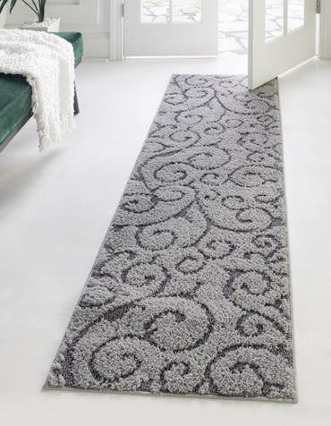  2' x 6' 9 Botanical Shag Runner Rug