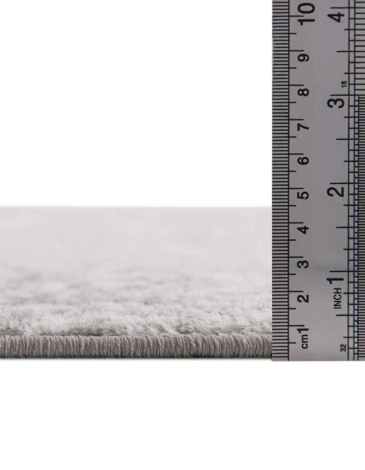 Detail image of  3' 1 x 6' 1 Monte Carlo Hearth Rug