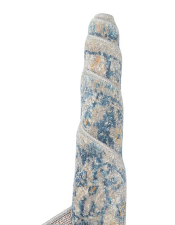 Detail image of  7' 10 x 7' 10 Lola Octagon Rug