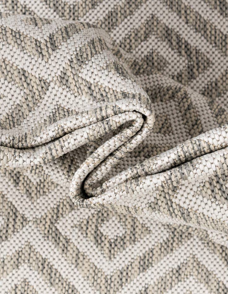 Detail image of  7' 10 x 10'  Washable Jill Zarin Costa Rica Indoor / Outdoor Oval Rug