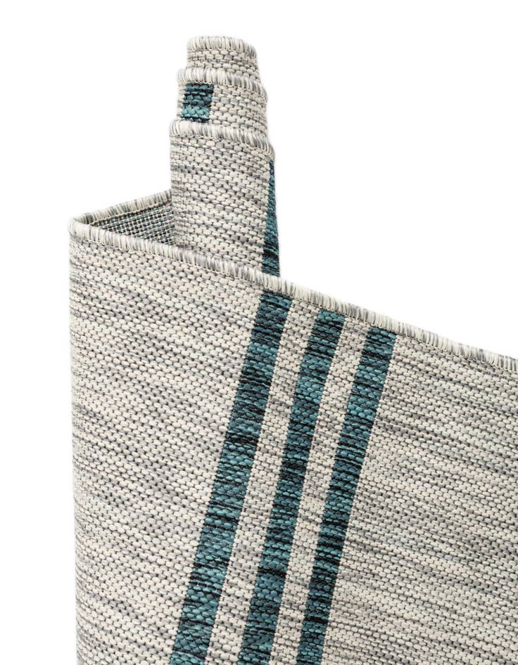Detail image of  7' 10 x 10'  Washable Jill Zarin Anguilla Indoor / Outdoor Oval Rug