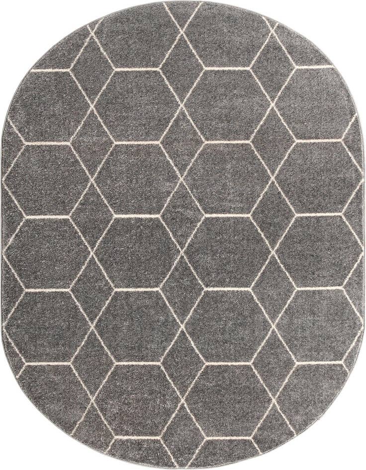 Detail image of  4' x 6' Lattice Frieze Oval Rug