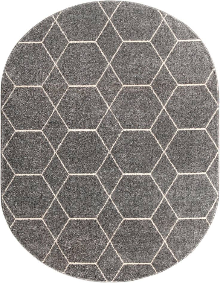 Detail image of 7' 10 x 10' Lattice Frieze Oval Rug