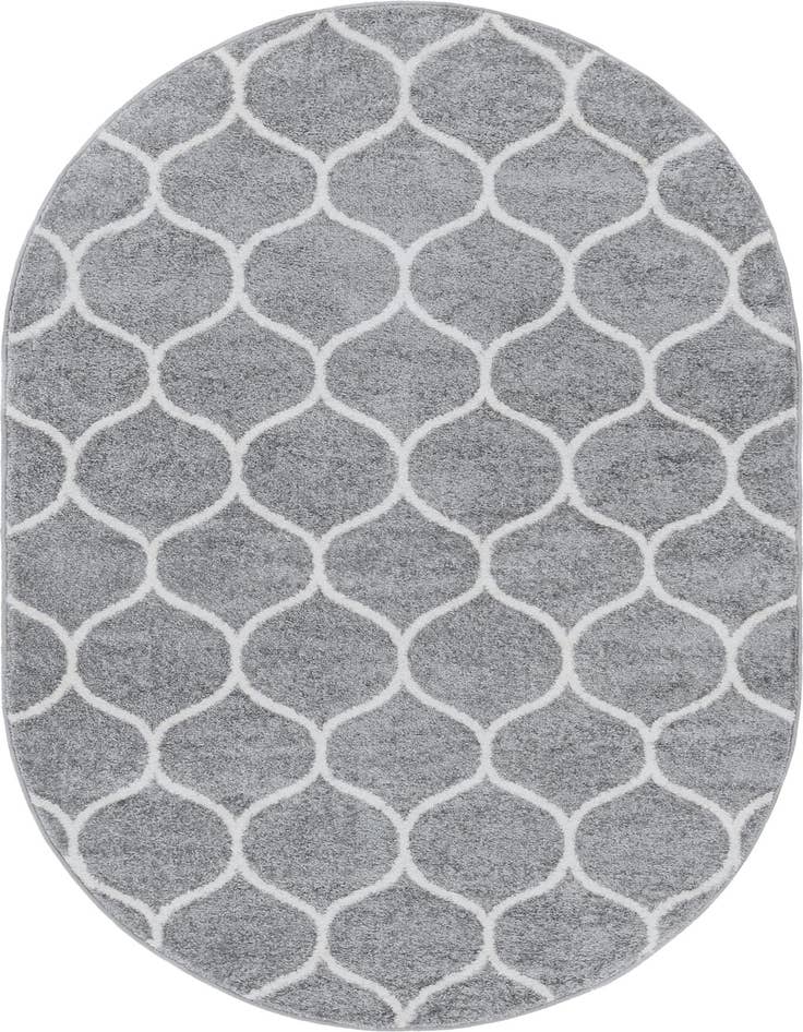 Detail image of  4' x 6' Lattice Frieze Oval Rug