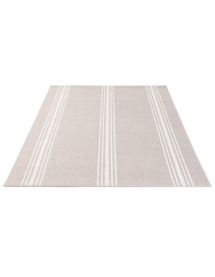 Detail image of  5' 3 x 7' 6  Rug