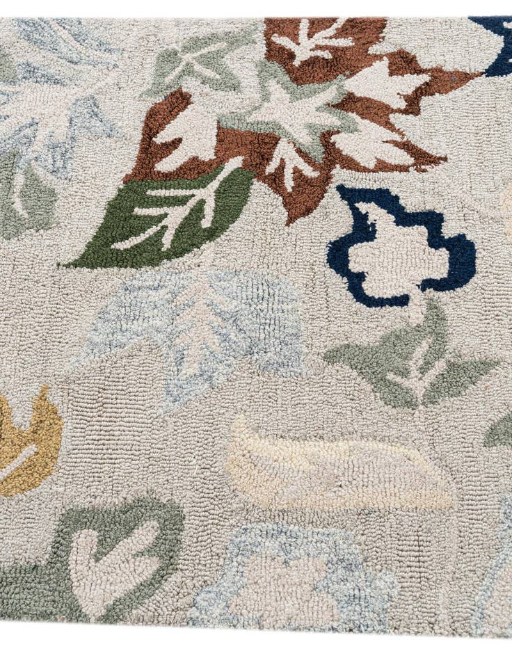 Detail image of  3' x 4' 10 Agra Rug
