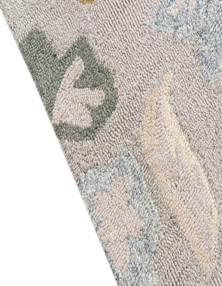 Detail image of  3' x 4' 10 Agra Rug