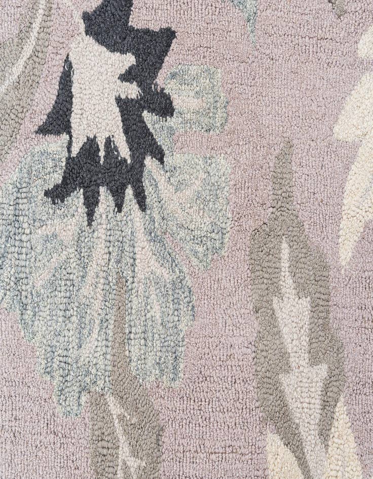 Detail image of  3' x 5' Agra Rug