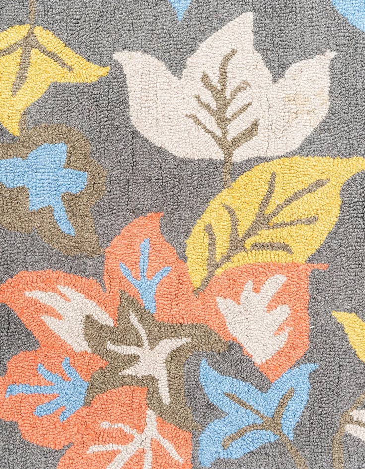 Detail image of  3' 1 x 5' Agra Rug