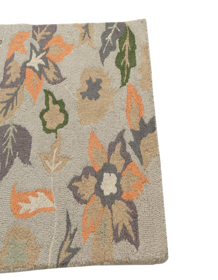 Detail image of  3' x 4' 10 Agra Rug