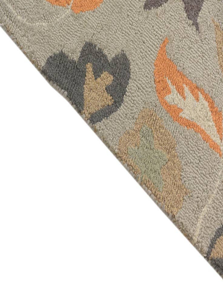 Detail image of  3' x 4' 10 Agra Rug