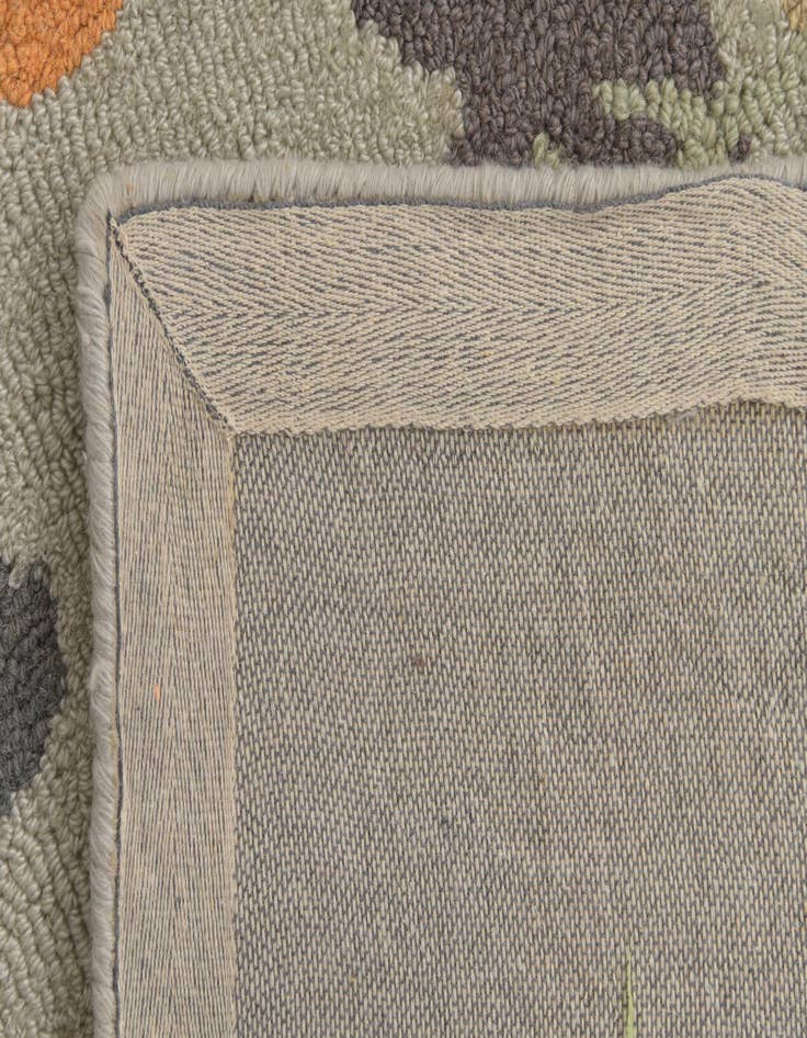 Detail image of  3' x 4' 10 Agra Rug