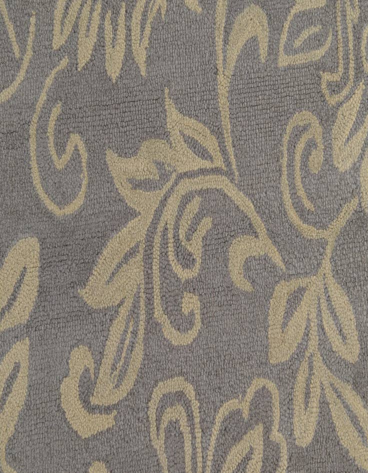 Detail image of  5' x 8' Agra Wool Rug