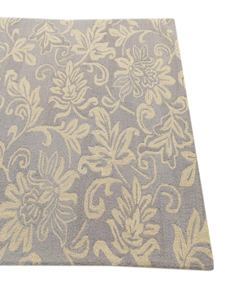 Detail image of  5' x 8' Agra Wool Rug