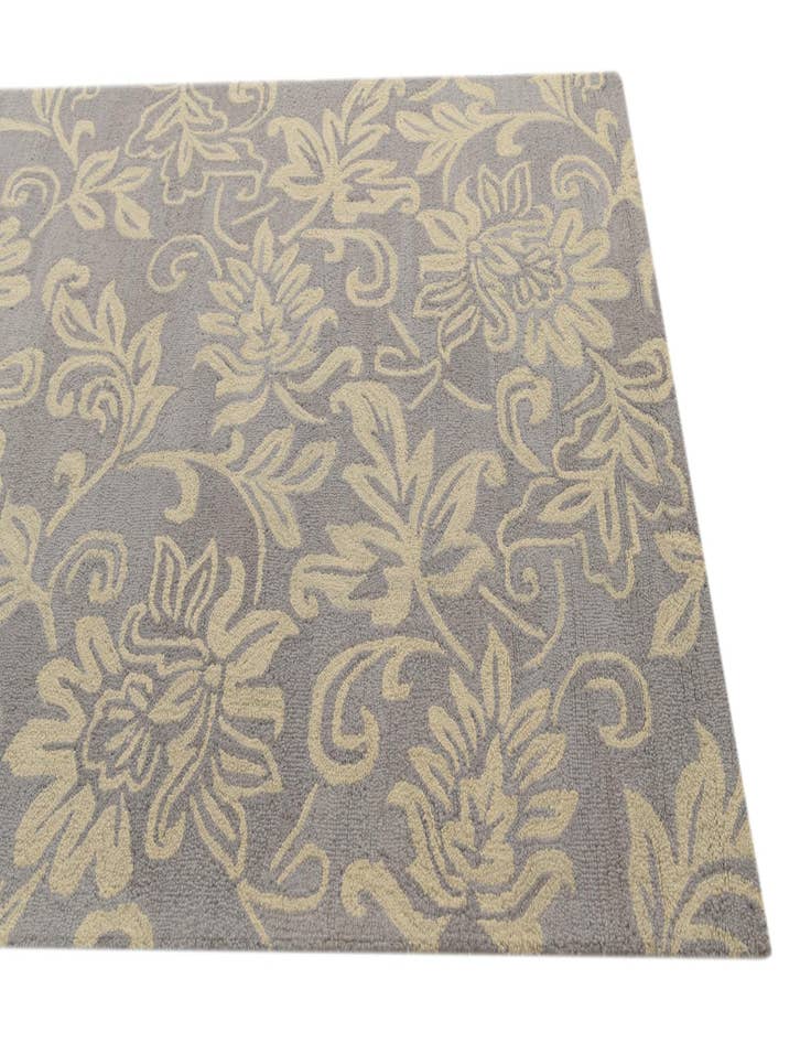 Detail image of  5' x 8' Agra Wool Rug