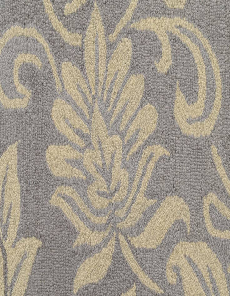 Detail image of  5' x 8' Agra Wool Rug