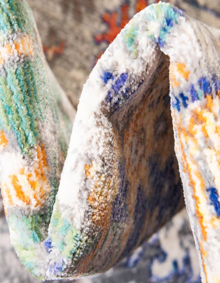 Detail image of  4' x 6' Alexis Rug