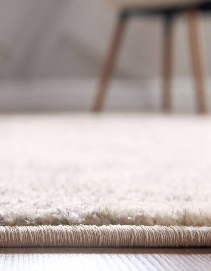 Detail image of  5' x 8'  Washable Amalfi Rug