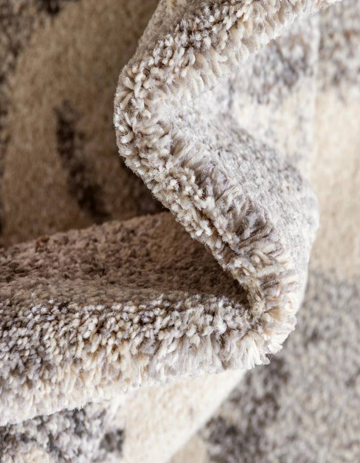 Detail image of  5' x 8'  Washable Amalfi Rug