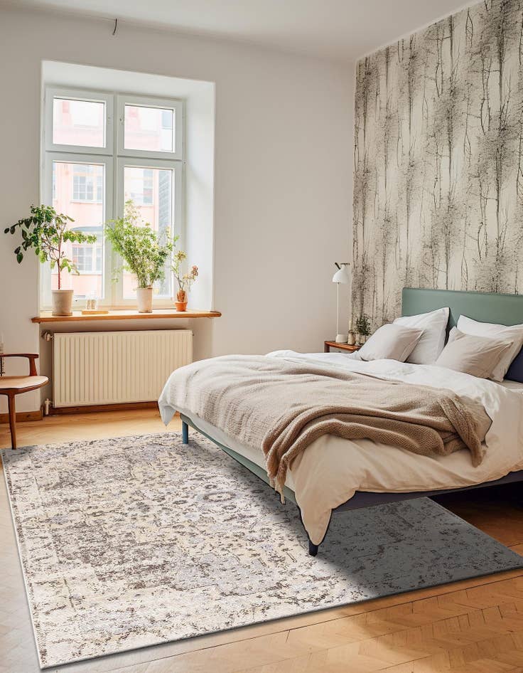 Detail image of  8' x 10' Amulet Rug